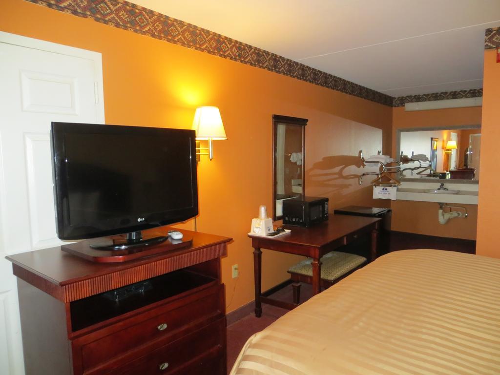 Americas Best Value Inn Ozark Exterior foto