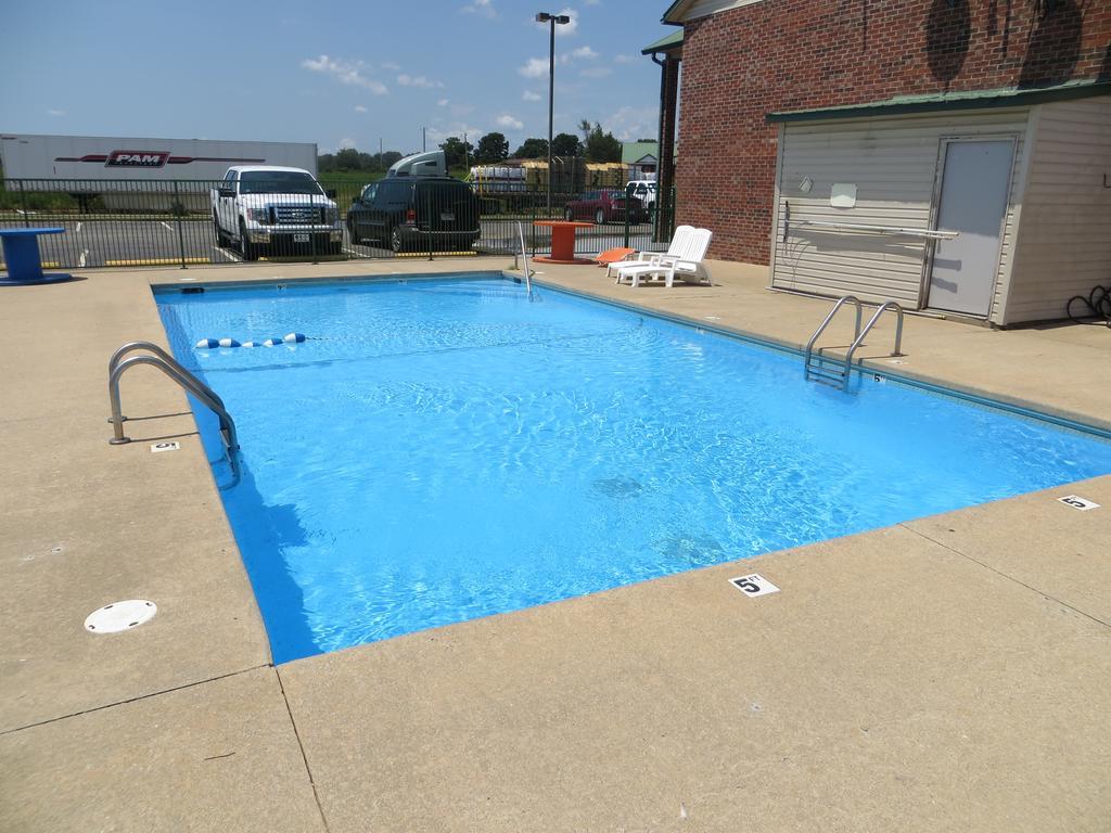 Americas Best Value Inn Ozark Exterior foto